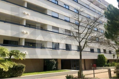 Apartamento T4 para Arrendamento em São Domingos de Benfica