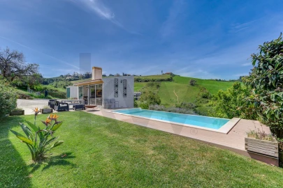 Moradia T4 para Venda em Sobral de Monte Agraço