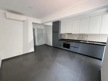 Apartamento T1 para Arrendamento em Algés, Linda-A-Velha e Cruz Quebrada-Dafundo