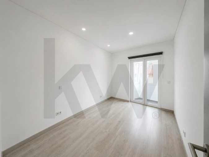 Apartamento T1 para Arrendamento em Algés, Linda-A-Velha e Cruz Quebrada-Dafundo Foto 3