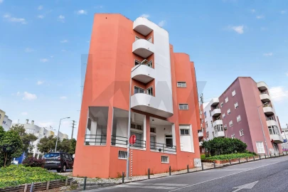 Apartamento T1 para Venda em Barcarena