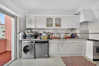 Apartamento T1 para Venda em Barcarena