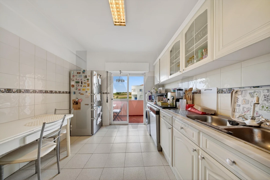Apartamento T1 para Venda em Barcarena Foto 9