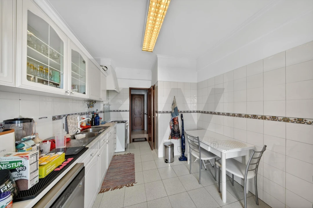 Apartamento T1 para Venda em Barcarena Foto 11