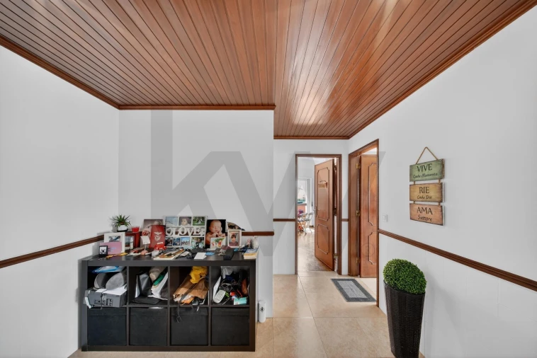 Apartamento T1 para Venda em Barcarena Foto 3