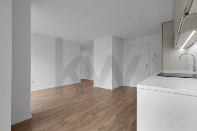 Apartamento T1 para Arrendamento em Cedofeita, Santo Ildefonso, Sé, Miragaia, São Nicolau e Vitória