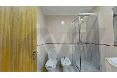 Apartamento T2 para Arrendamento em Ramalde