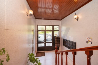 Apartamento T3 para Arrendamento em Benfica