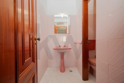 Apartamento T3 para Arrendamento em Benfica