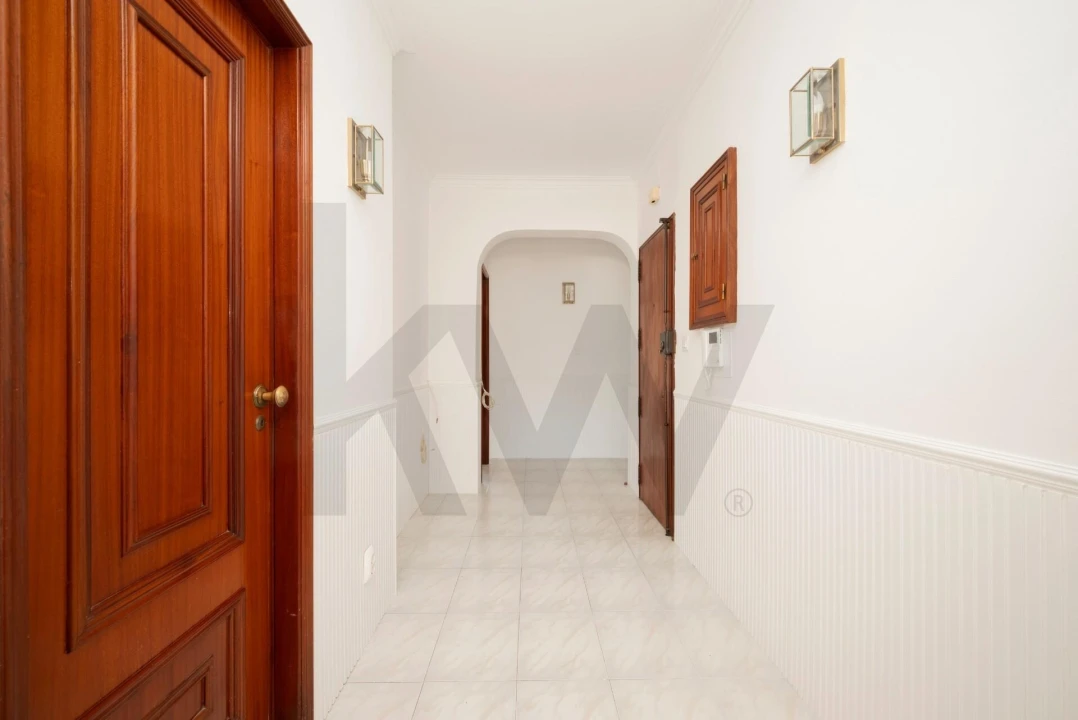 Apartamento T3 para Arrendamento em Benfica Foto 5