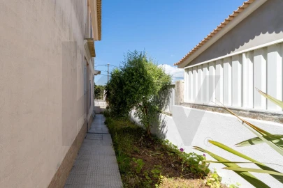 Apartamento T5 para Venda em Charneca de Caparica e Sobreda