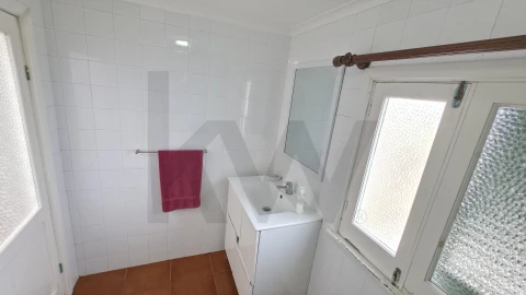 Moradia T3 para Venda em Achada