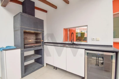 Moradia T4 para Venda em Alcabideche