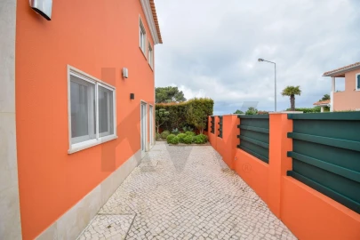 Moradia T4 para Venda em Alcabideche