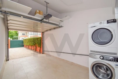 Moradia T4 para Venda em Alcabideche