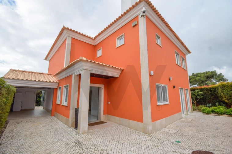Moradia T4 para Venda em Alcabideche Foto 14