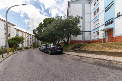 Apartamento T2 para Venda em Santa Iria de Azoia, São João da Talha e Bobadela