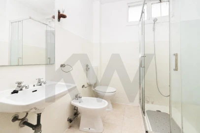 Apartamento T2 para Venda em Santa Iria de Azoia, São João da Talha e Bobadela