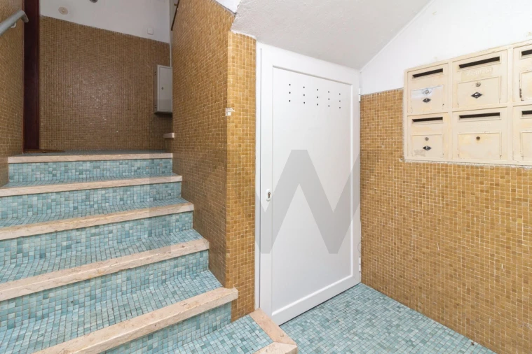 Apartamento T2 para Venda em Santa Iria de Azoia, São João da Talha e Bobadela Foto 14