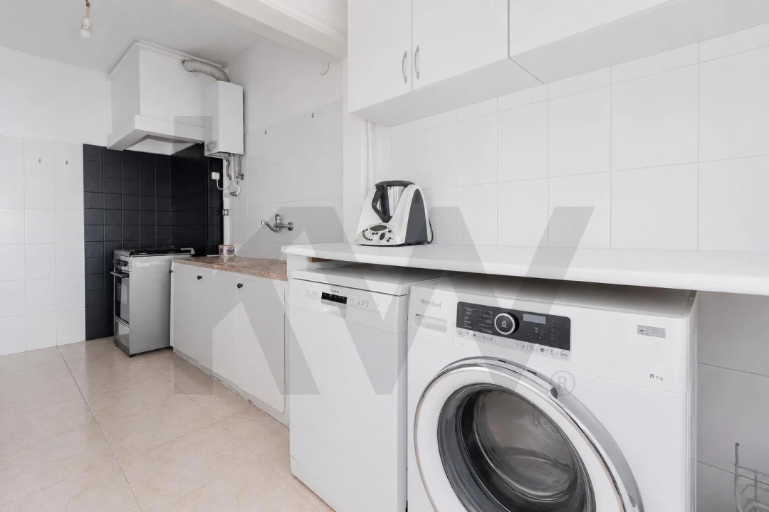Apartamento T2 para Venda em Santa Iria de Azoia, São João da Talha e Bobadela Foto 13