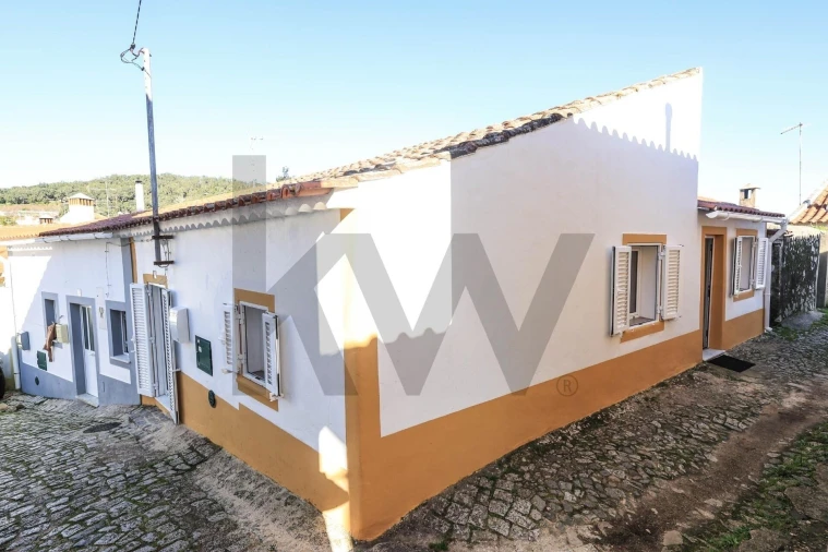 Moradia T2 para Venda em Monchique Foto 6