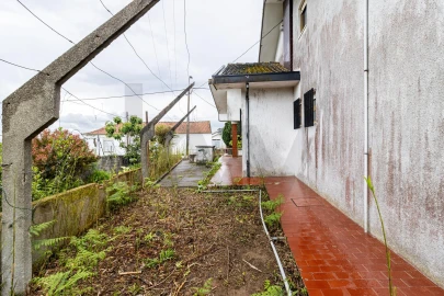 Moradia T3 para Venda em Pedroso e Seixezelo