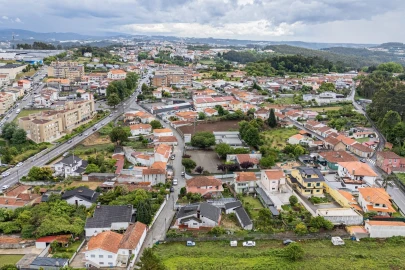 Moradia T3 para Venda em Pedroso e Seixezelo