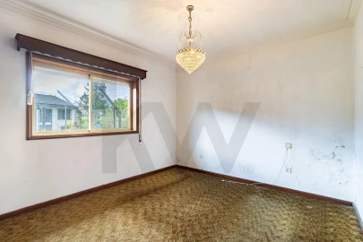 Moradia T3 para Venda em Pedroso e Seixezelo
