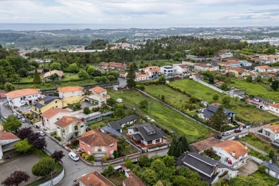 Moradia T3 para Venda em Pedroso e Seixezelo