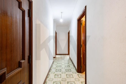 Moradia T3 para Venda em Pedroso e Seixezelo