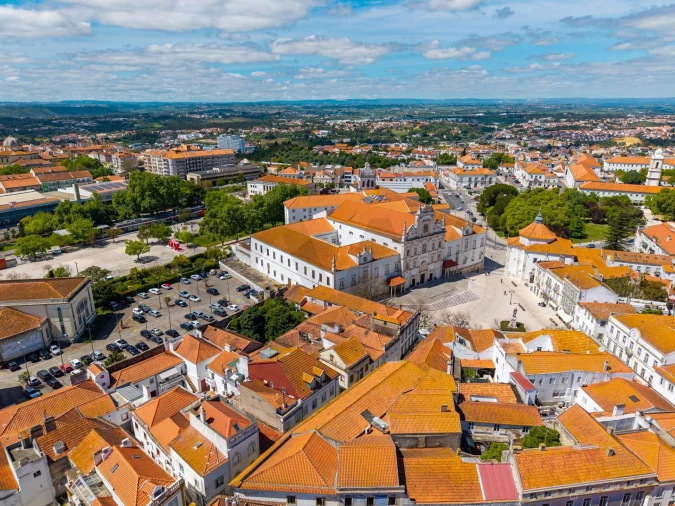 Prédio para Venda em Romeira e Várzea Foto 93