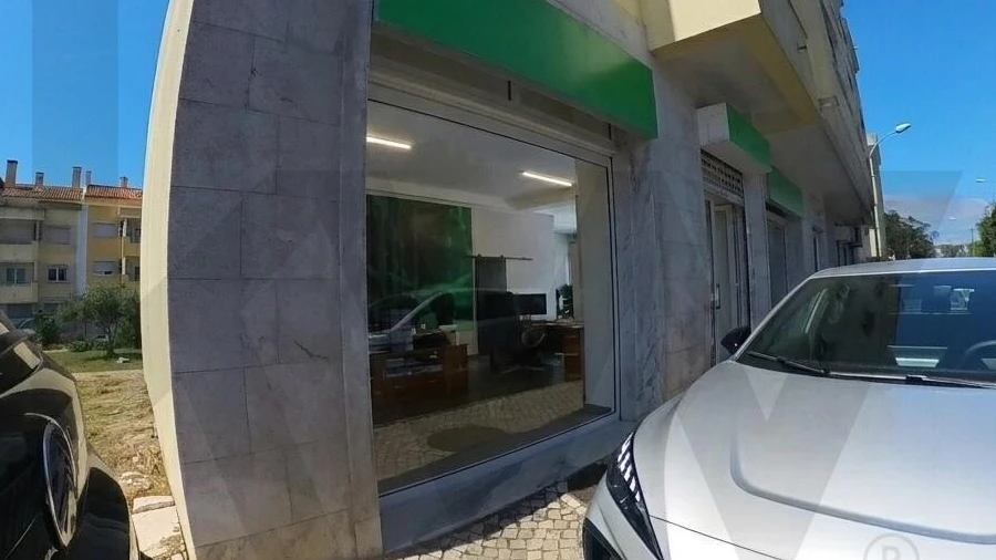 Loja para Venda em Agualva e Mira-Sintra