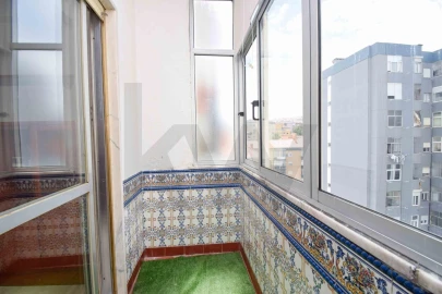 Apartamento T1 para Venda em Alfragide