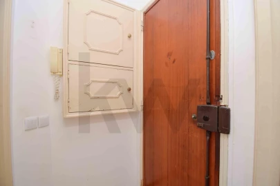 Apartamento T1 para Venda em Alfragide