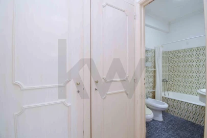 Apartamento T1 para Venda em Alfragide