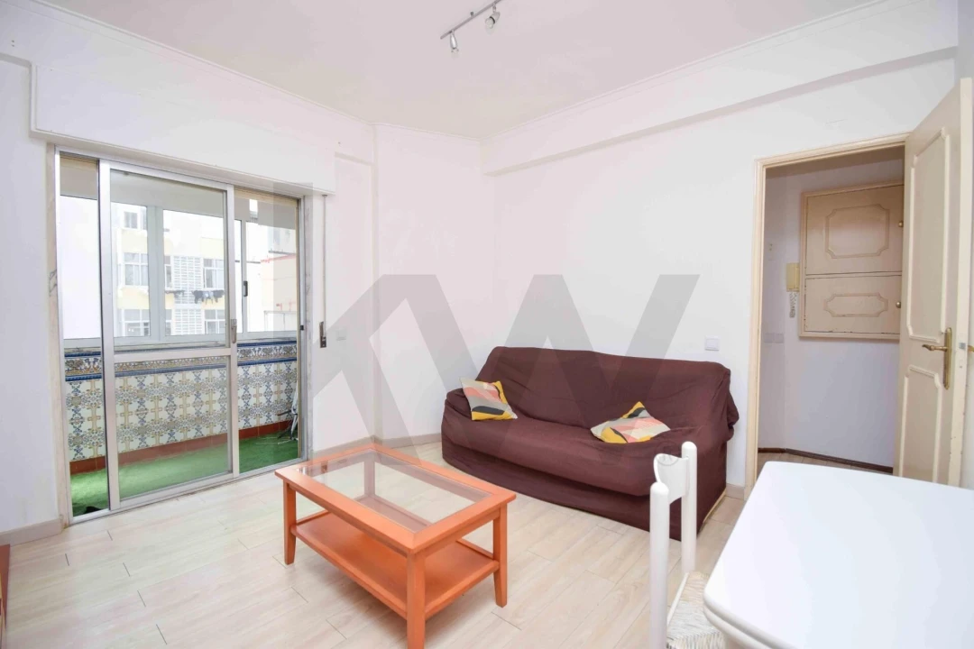 Apartamento T1 para Venda em Alfragide Foto 3