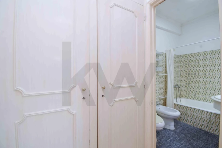 Apartamento T1 para Venda em Alfragide Foto 17