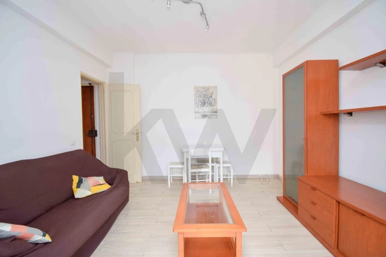 Apartamento T1 para Venda em Alfragide Foto 4