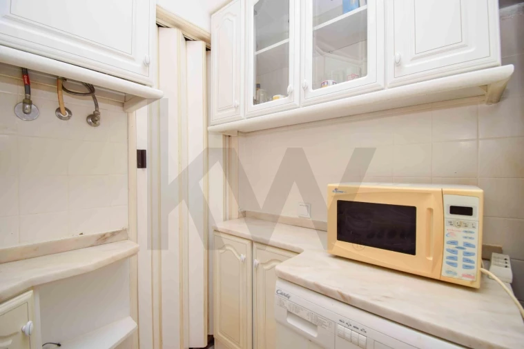 Apartamento T1 para Venda em Alfragide Foto 8