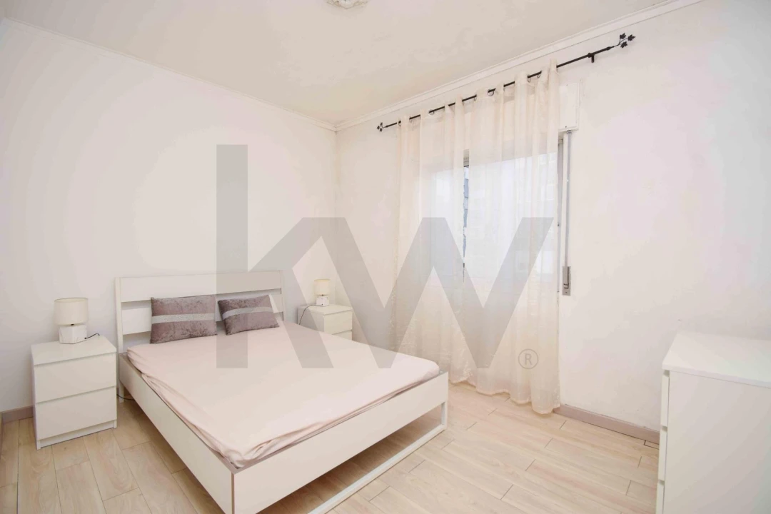 Apartamento T1 para Venda em Alfragide Foto 14