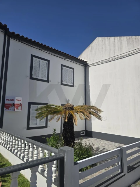 Moradia T3 para Venda em Furnas