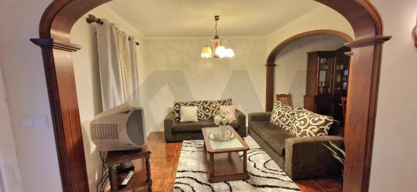 Moradia T3 para Venda em Furnas