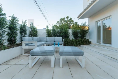 Moradia T4 para Venda em Carcavelos e Parede