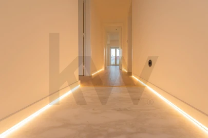 Moradia T4 para Venda em Carcavelos e Parede