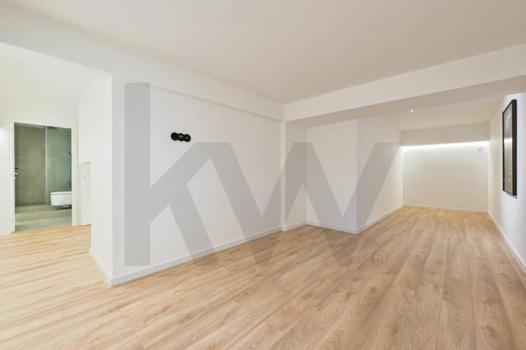 Moradia T4 para Venda em Carcavelos e Parede Foto 30