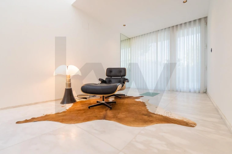 Moradia T4 para Venda em Carcavelos e Parede Foto 6