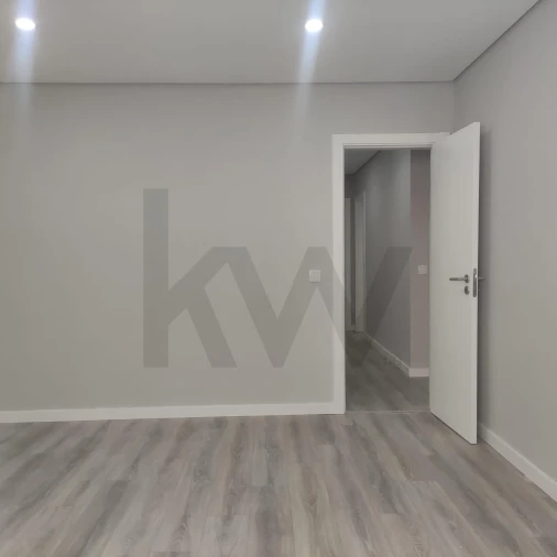 Apartamento T2 para Venda em Almada, Cova da Piedade, Pragal e Cacilhas Foto 3
