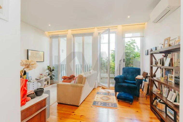 Apartamento T2 para Venda em Algés, Linda-A-Velha e Cruz Quebrada-Dafundo Foto 3