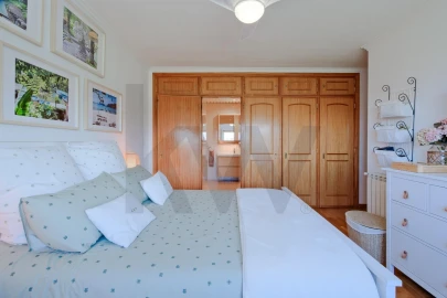 Apartamento T3 para Venda em Carcavelos e Parede