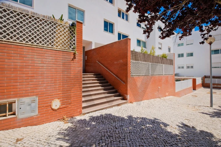 Apartamento T3 para Venda em Carcavelos e Parede Foto 33